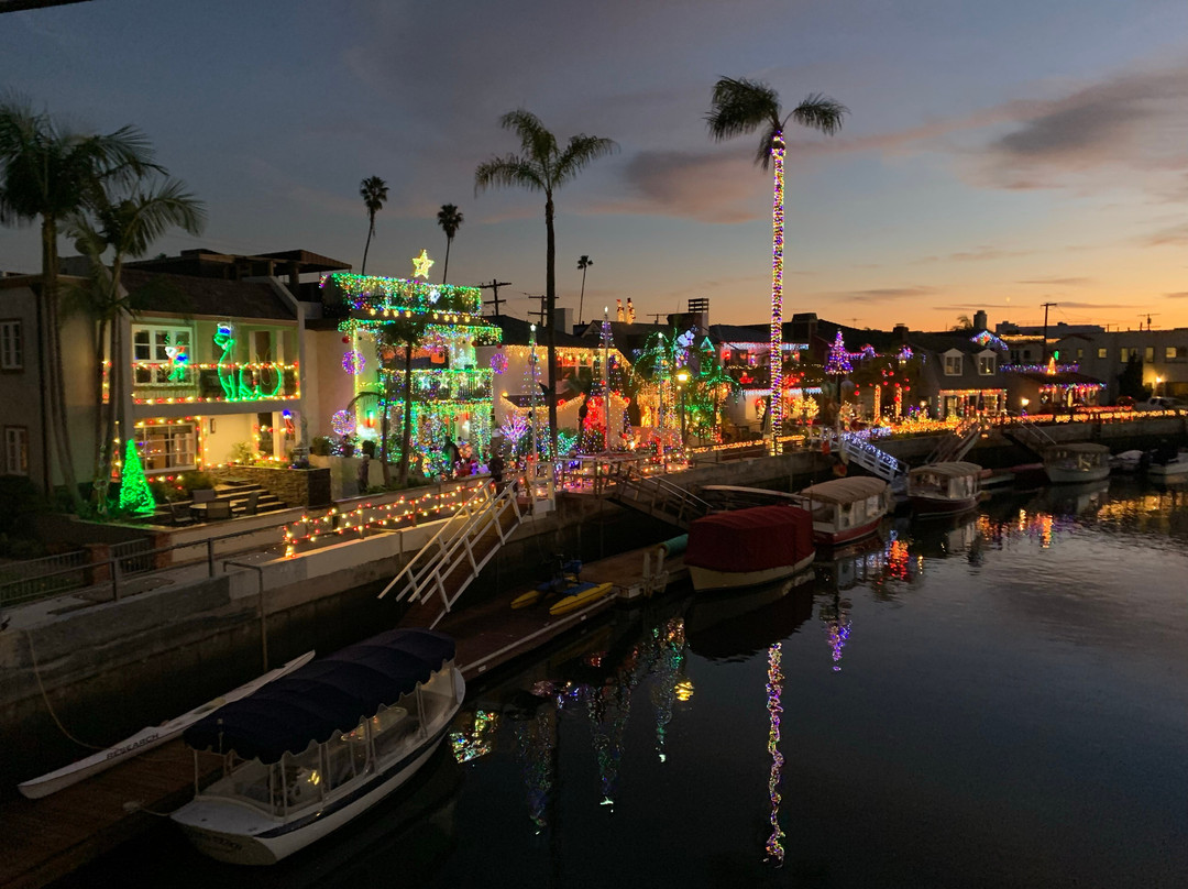 那不勒斯岛-长滩必去景点