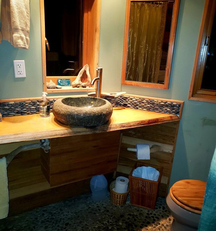 Wellspring Spa At Mt Rainier主图