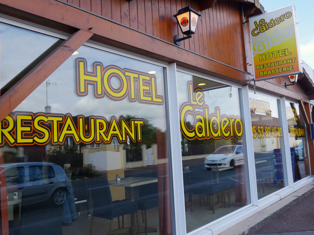 Hôtel-Restaurant Le Caldéro主图
