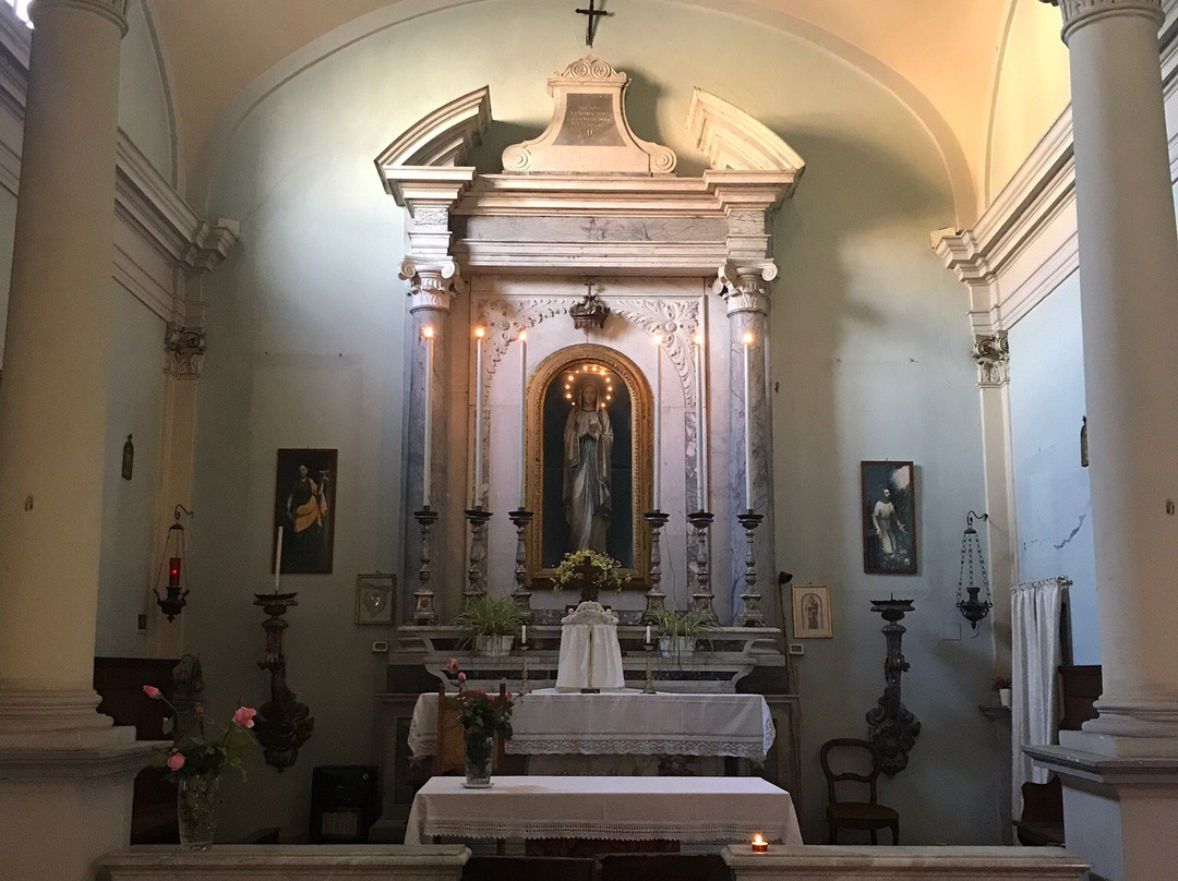 Chiesa Santa Maria Stella-卡马约雷必去景点