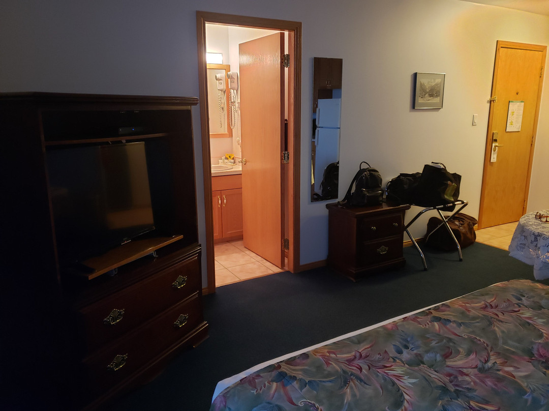 Executive House Suites Hotel & Conference Centre主图