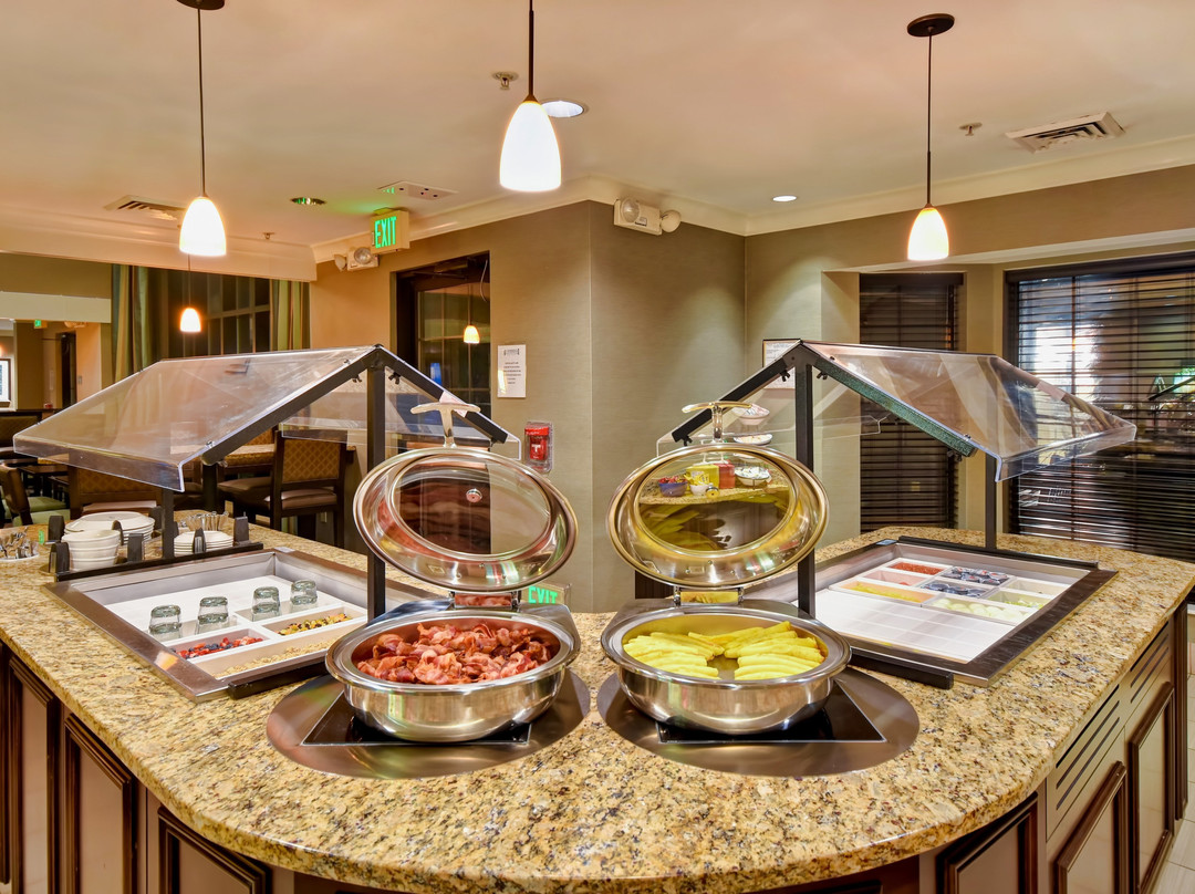 Staybridge Suites Madison-east By IHG主图