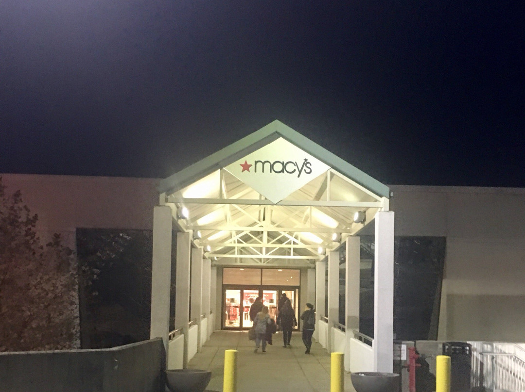 Westfield Trumbull Mall-特兰伯尔必去景点