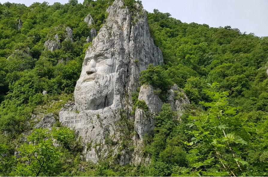 Cabanutele Ale主图