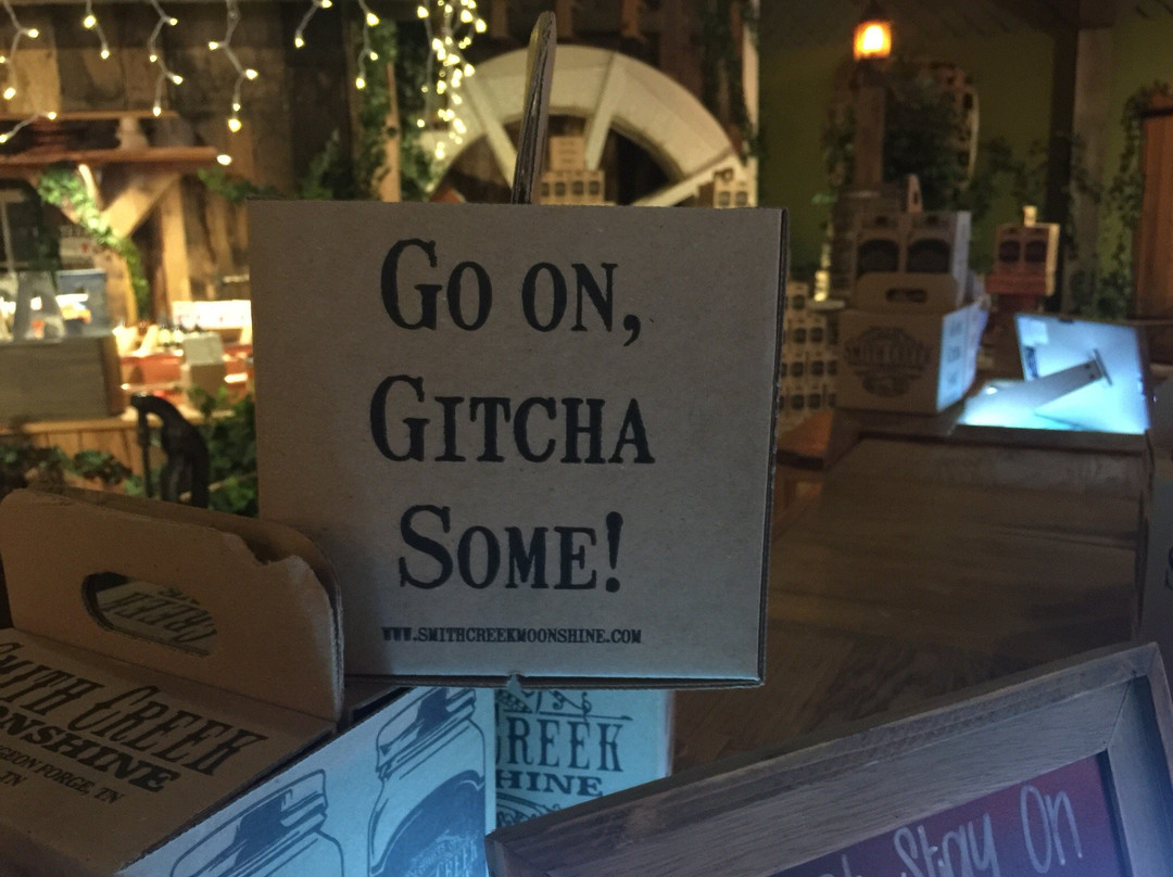 Smith Creek Moonshine-皮金福奇必去景点