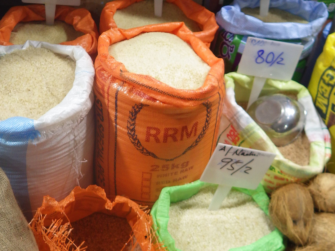 Central Market-奴娃拉伊利雅必去景点