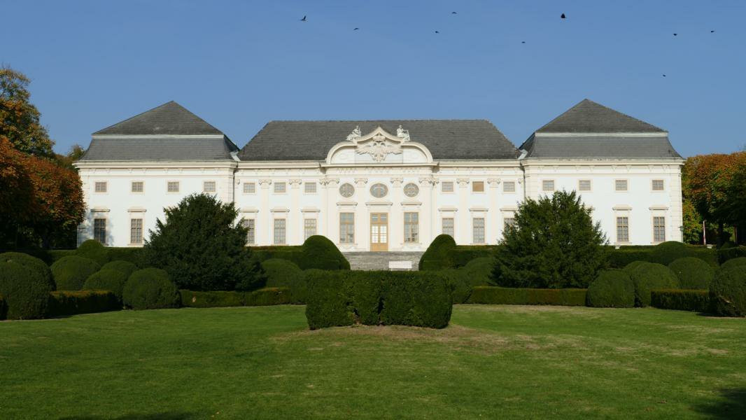 Schloss Halbturn-Halbturn必去景点