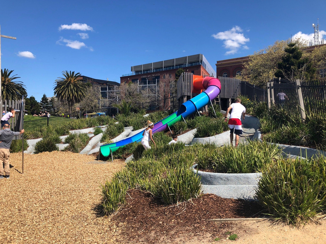 Poppy Kettle Playground-季隆必去景点