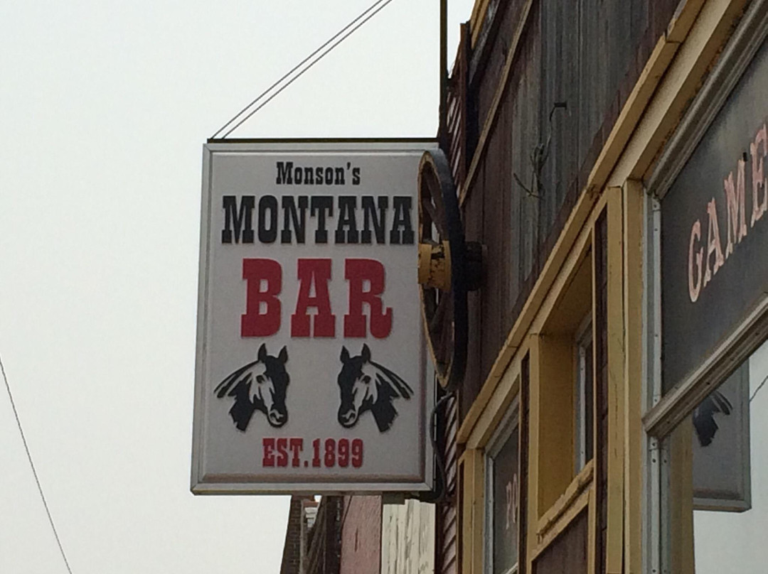 Montana Bar景点图片