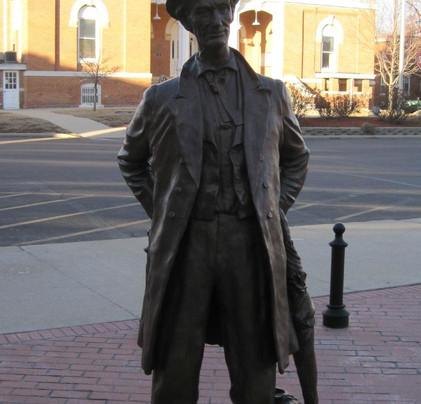 Donnellson旅游景点-Abraham Lincoln Statue