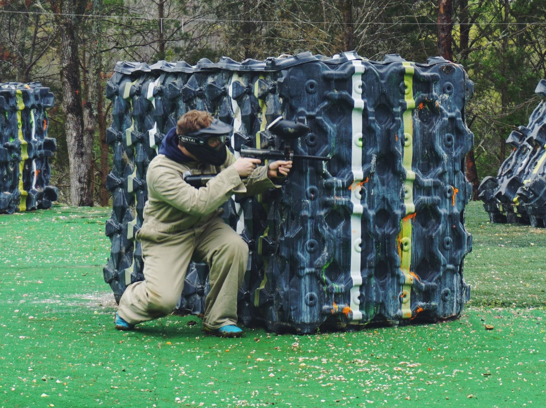 Seymour旅游景点-Smoky Mountain Paintball
