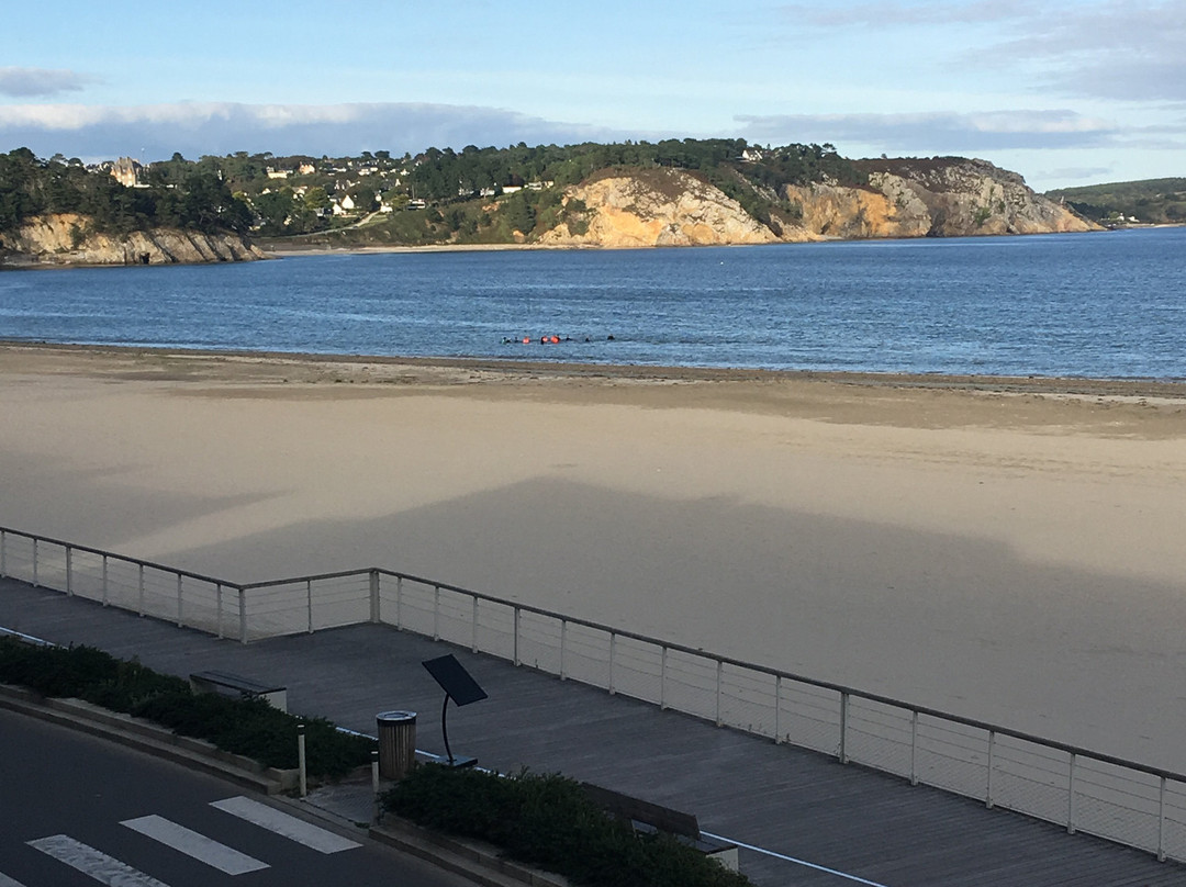 Hôtel De La Baie主图