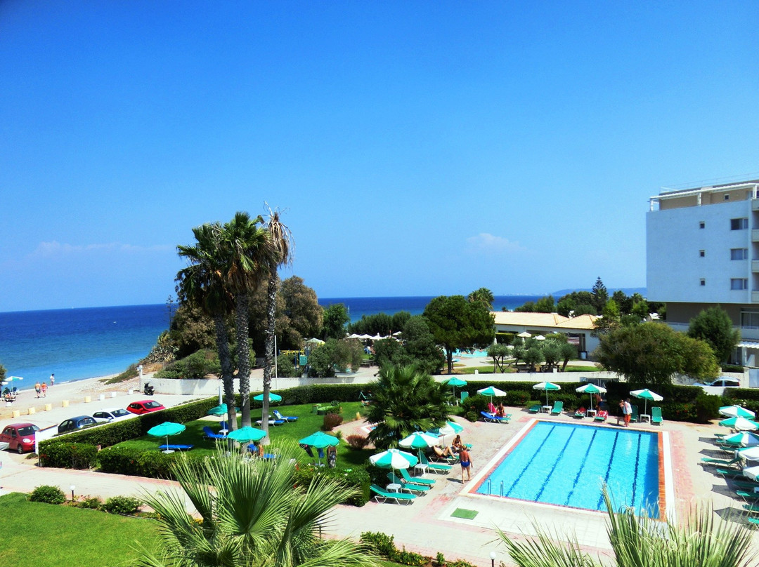 普莱海滩酒店主图