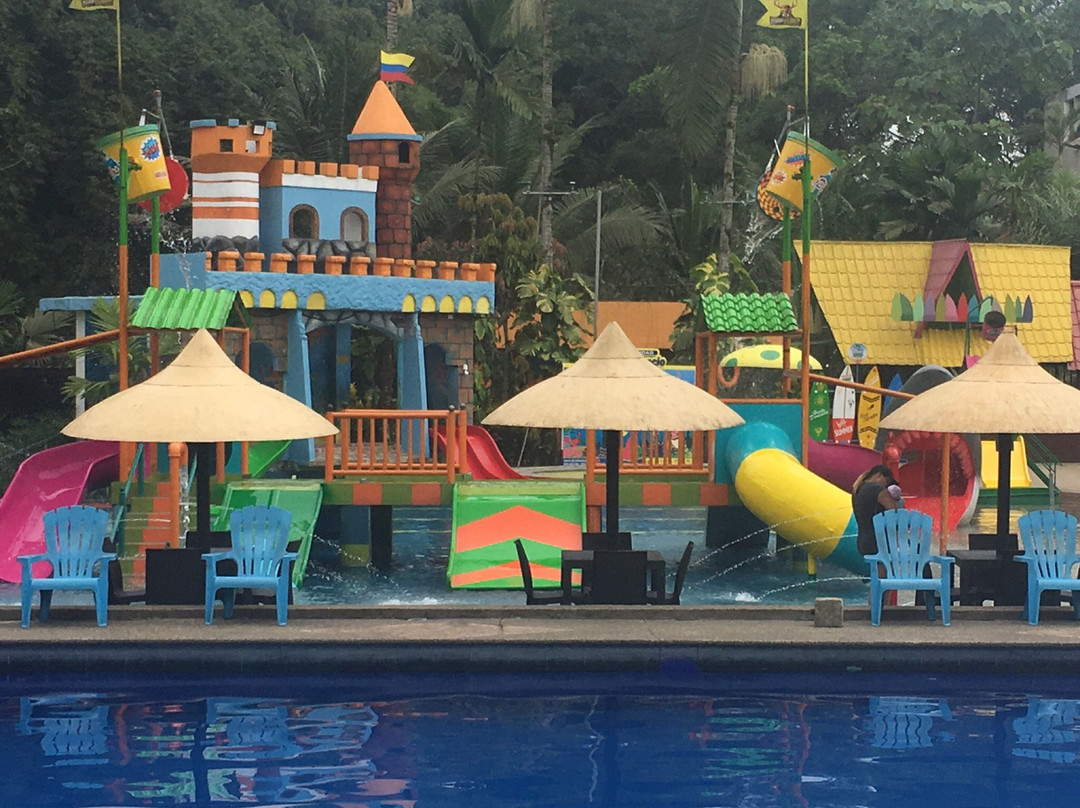 Hostería D'Carlos Aqua Park主图