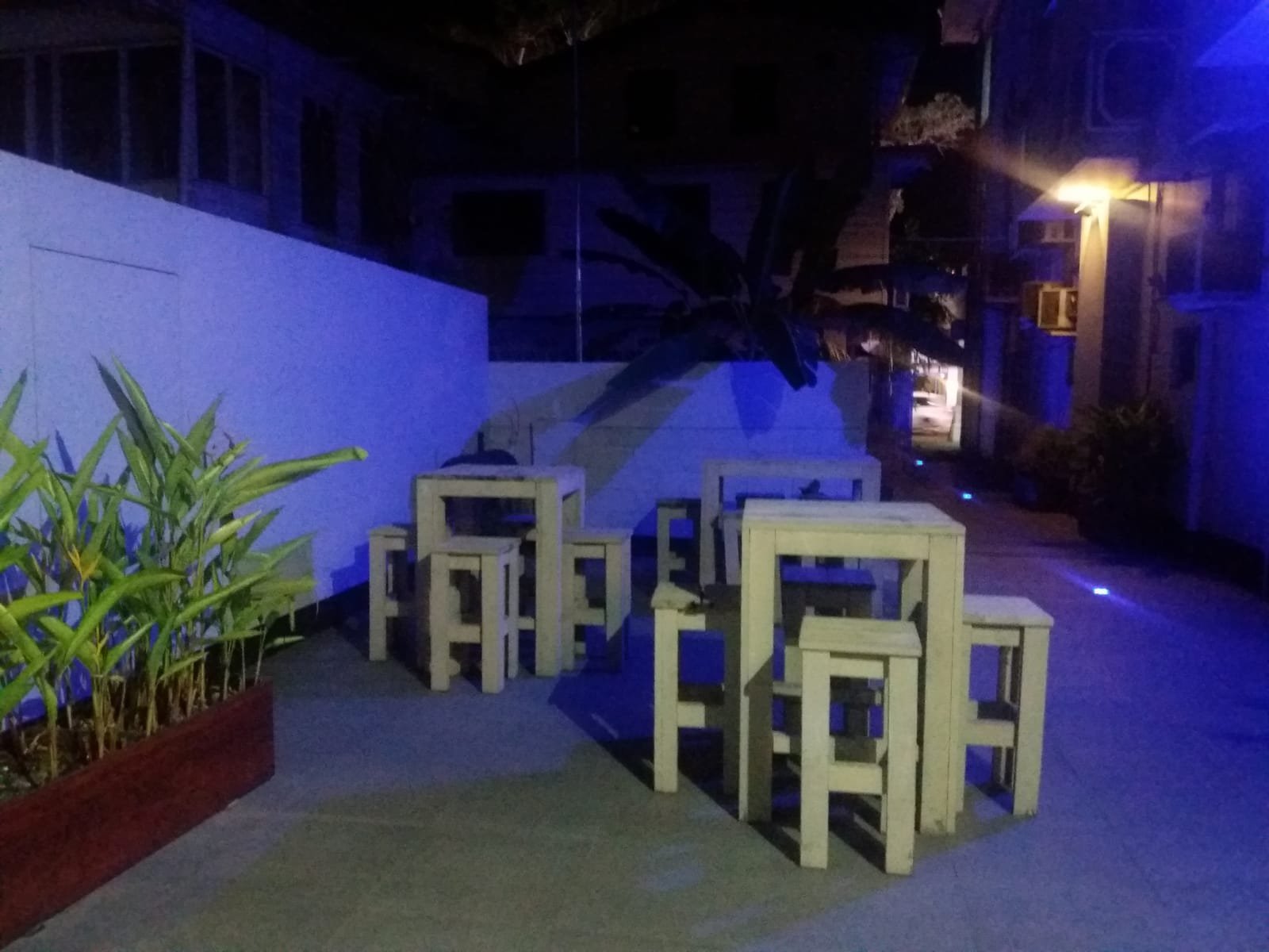 Queens Hotel Suriname-官方