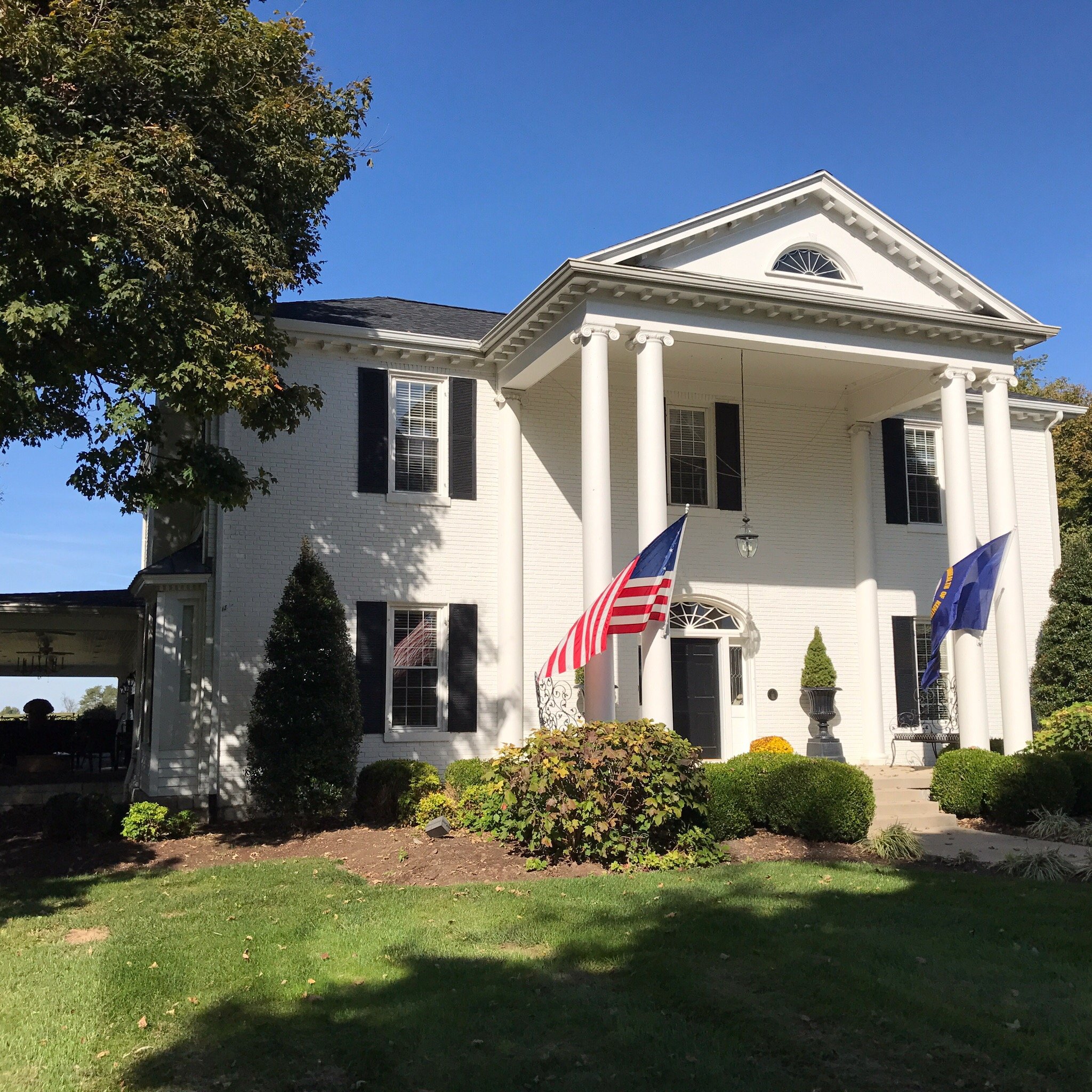 Chaplin Hill Bed & Breakfast-官方