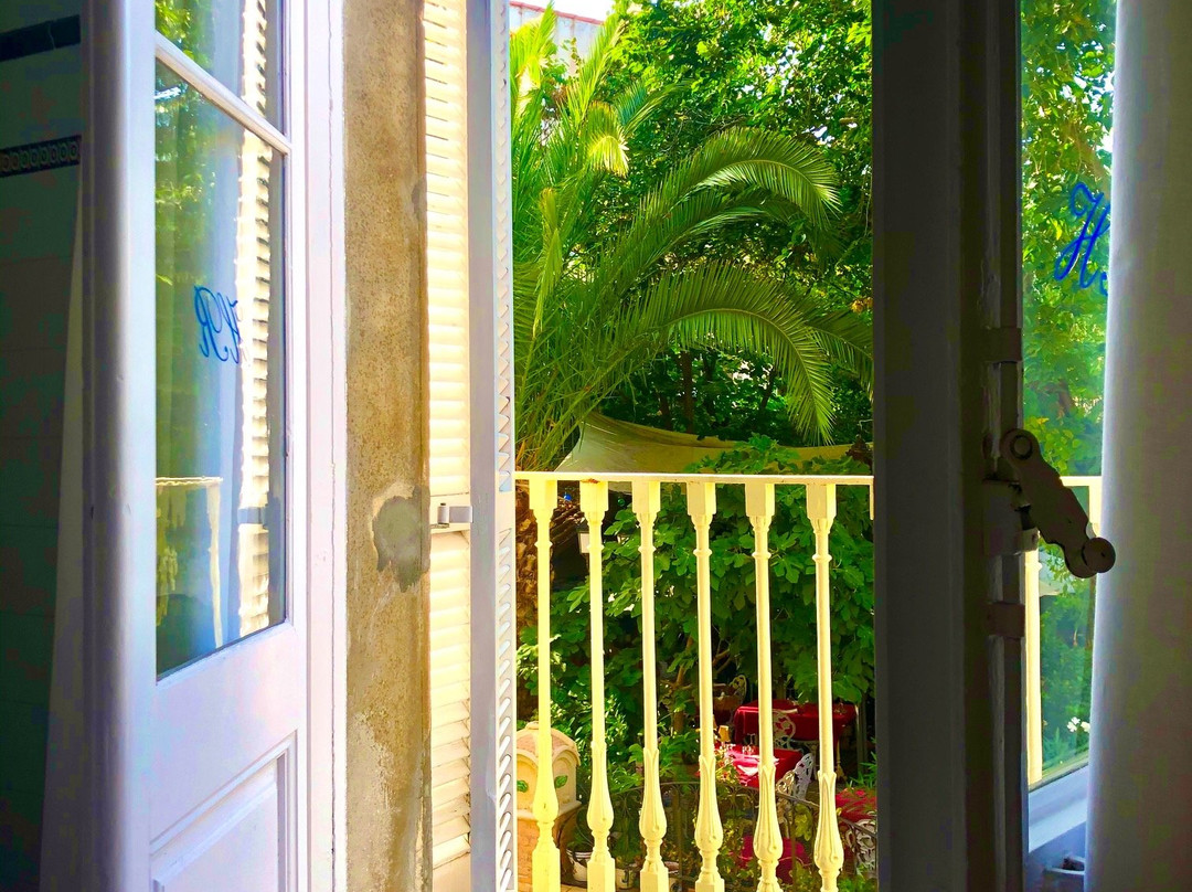 Hotel Medium Romantic