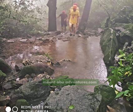 Shanti Shikhar - Trekking Destination-阿布山必去景点