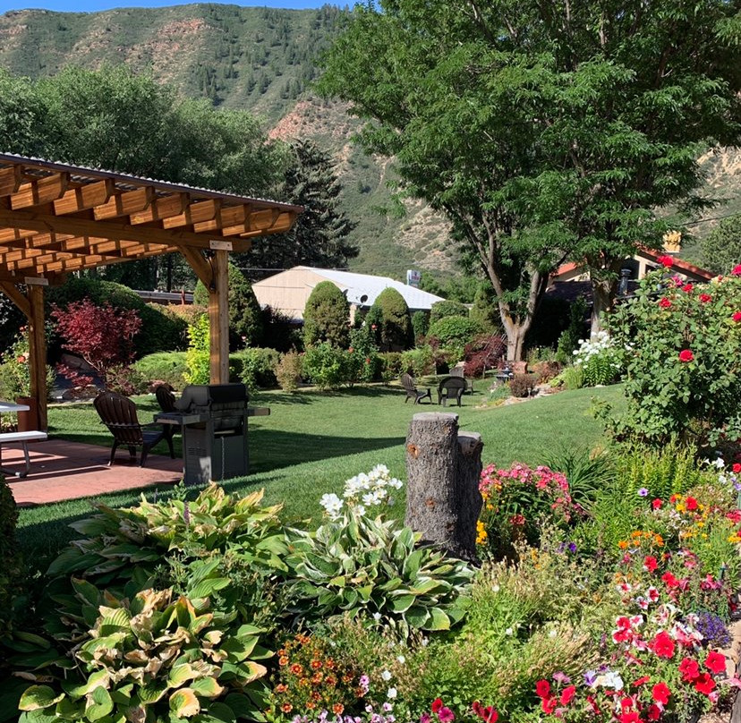 锡达小屋汽车旅馆主图