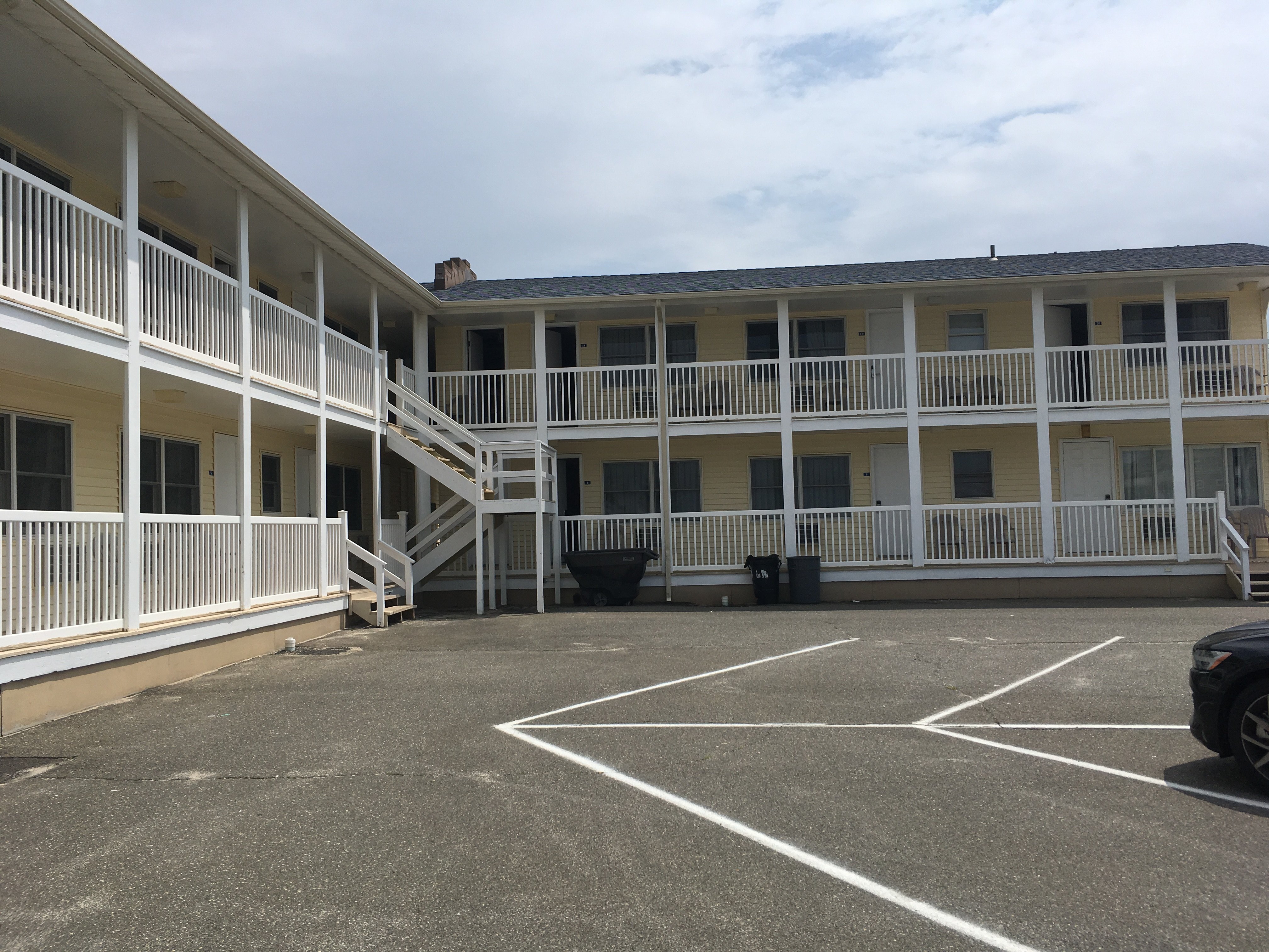 Drifting Sands Oceanfront Hotel-浴室