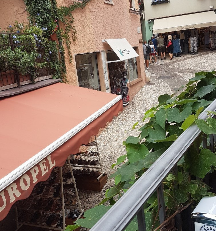Ancora Café