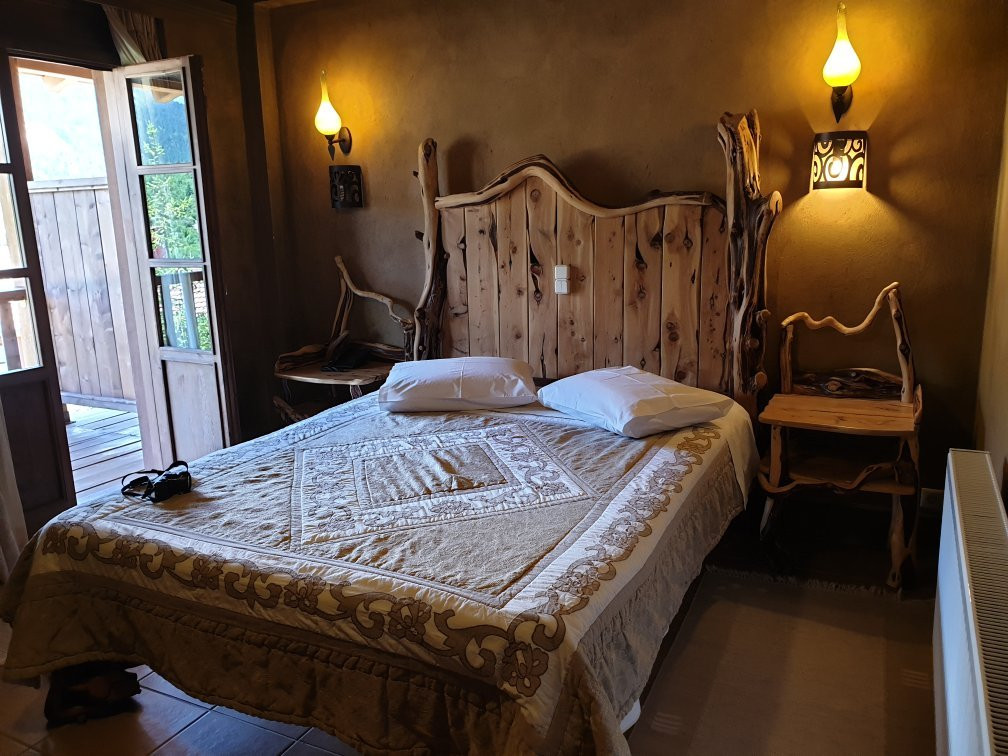 Vitina House Forest Resort主图