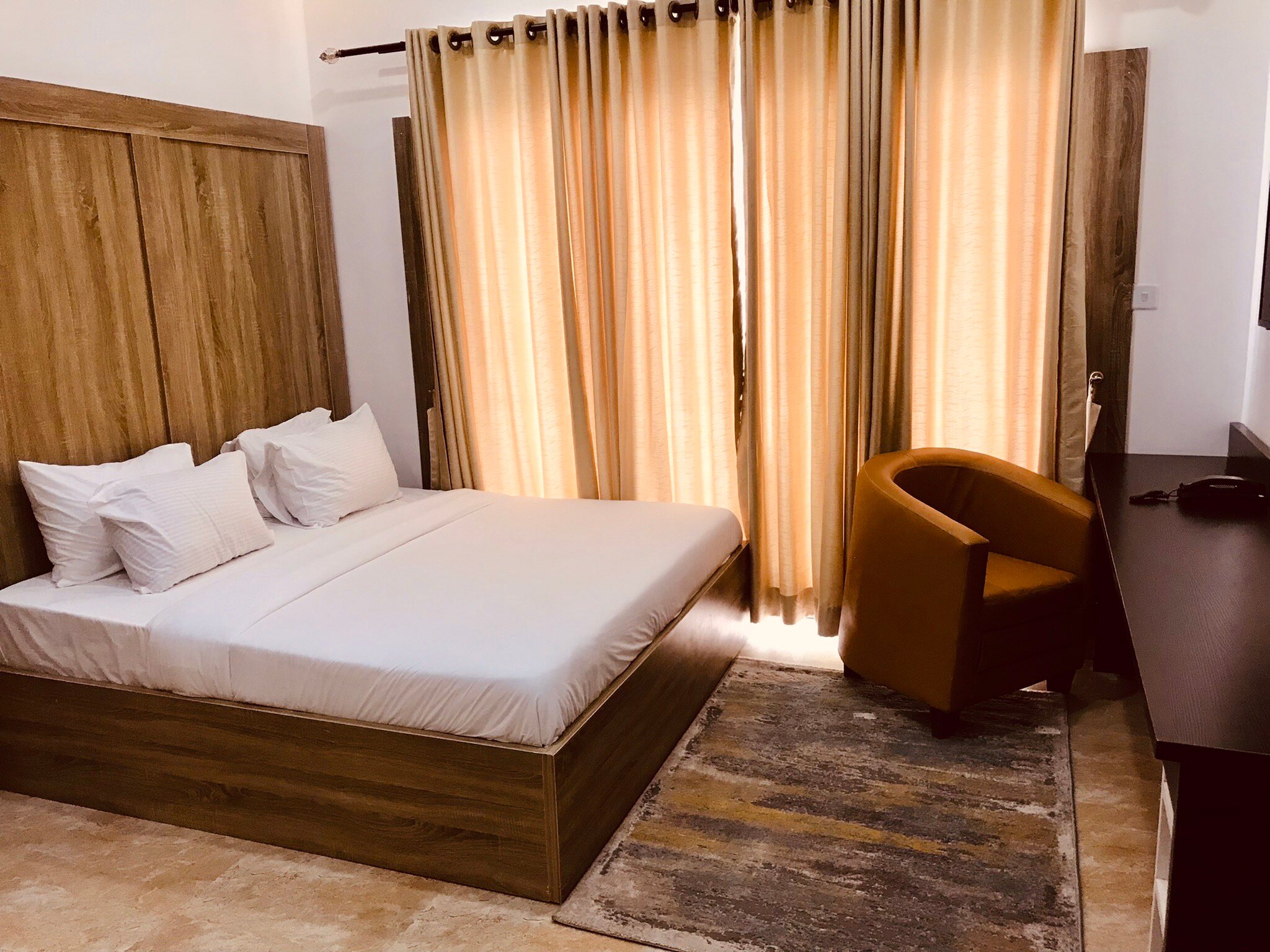 Hotel Capitol-官方