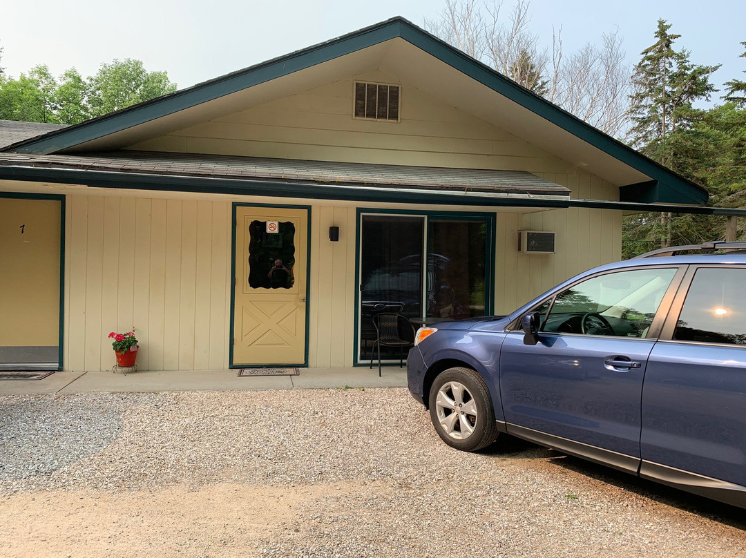 Edge of Town Motel, Sister Bay主图