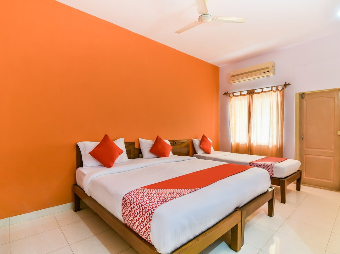 Oyo Hotel Mayura Novacity主图