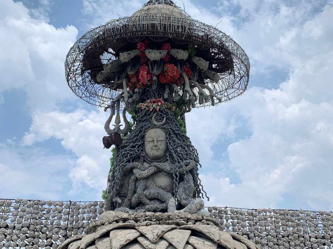 Stoned Kumbh Shiv Temple-Chail必去景点