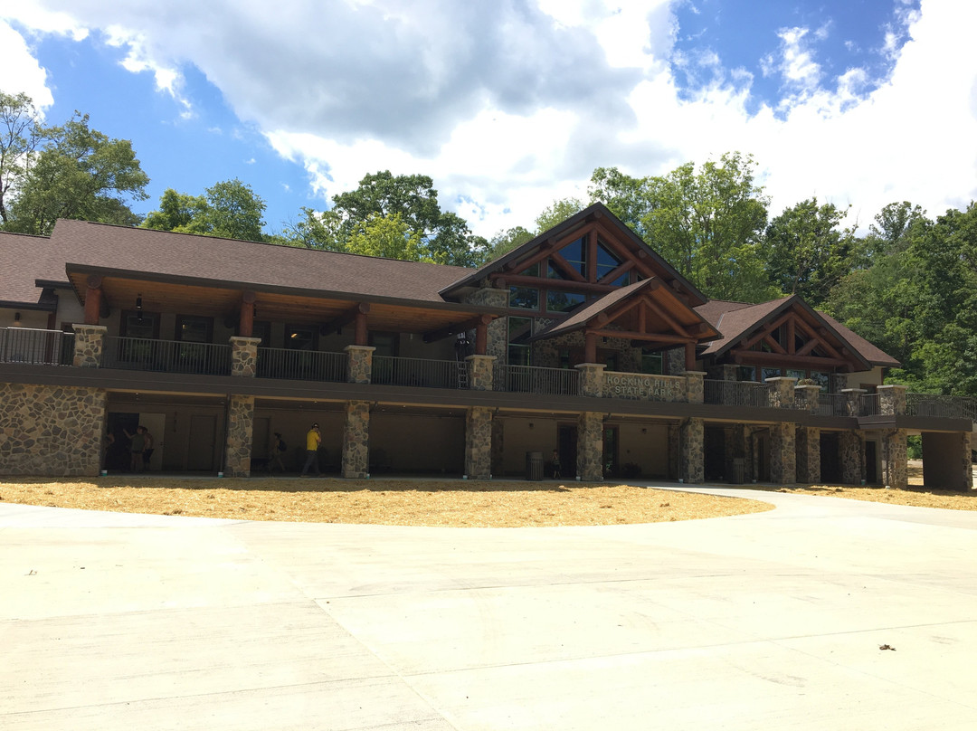 Hocking Hills Regional Welcome Center-洛根必去景点