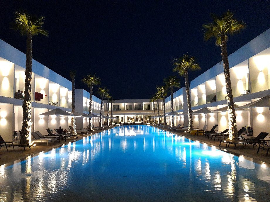 White Dreams Resort