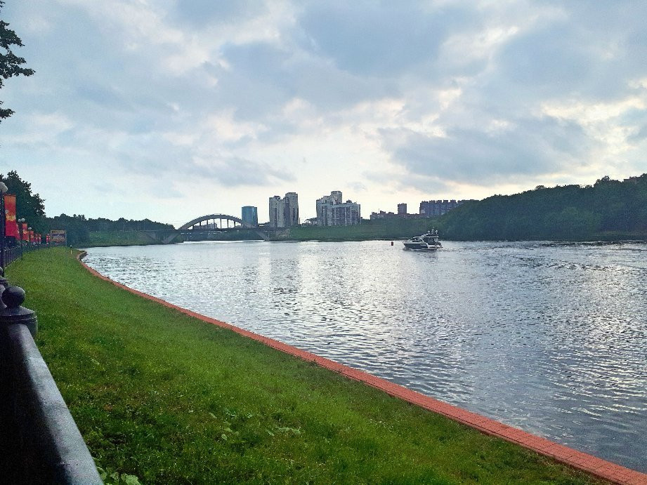 Park Eco-Bereg-希姆基必去景点