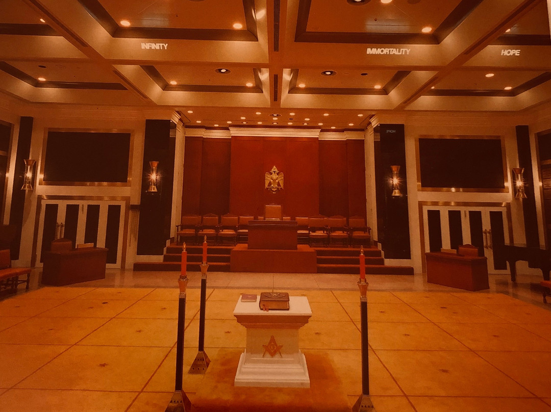 Tokyo Masonic Center景点图片
