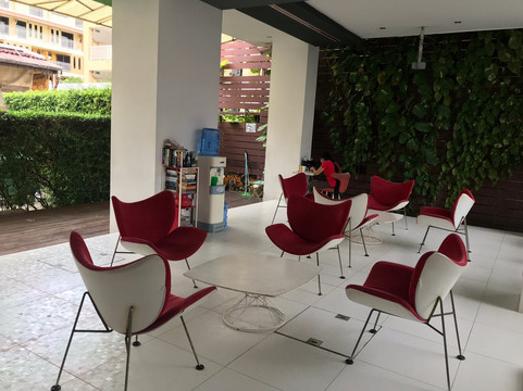 嘉乐丽酒店主图