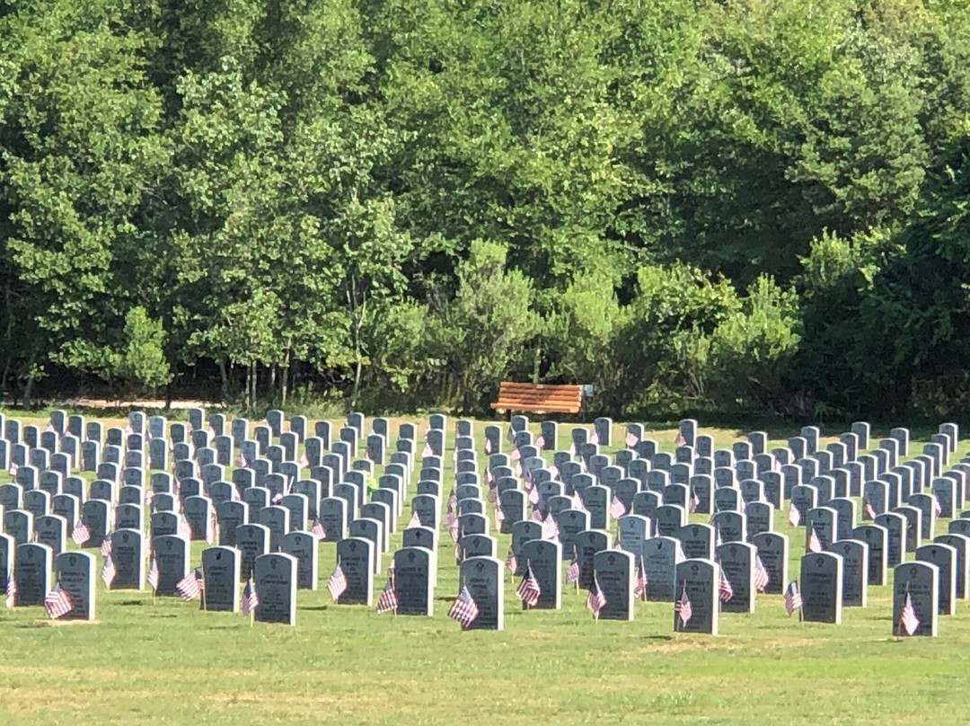 Florida National Cemetery景点图片