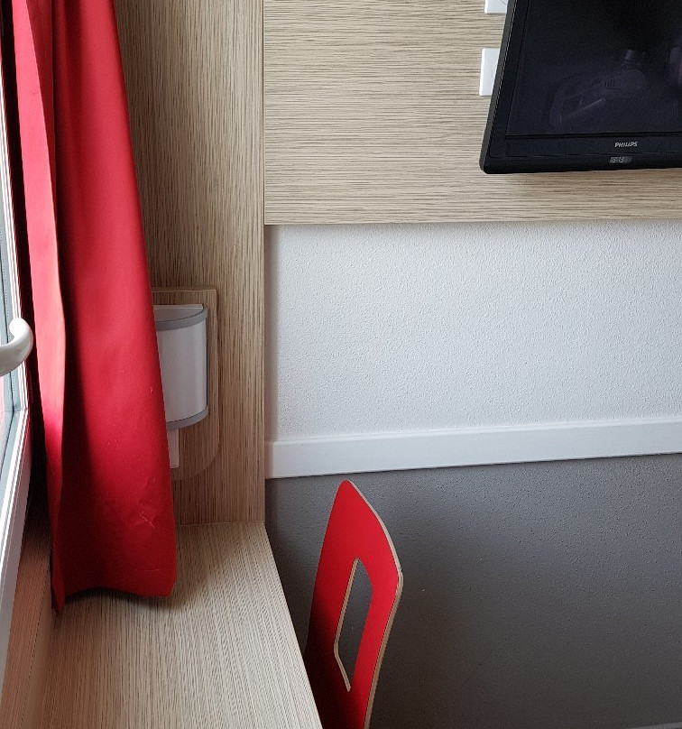 Hôtel Kyriad Direct Mont De Marsan主图