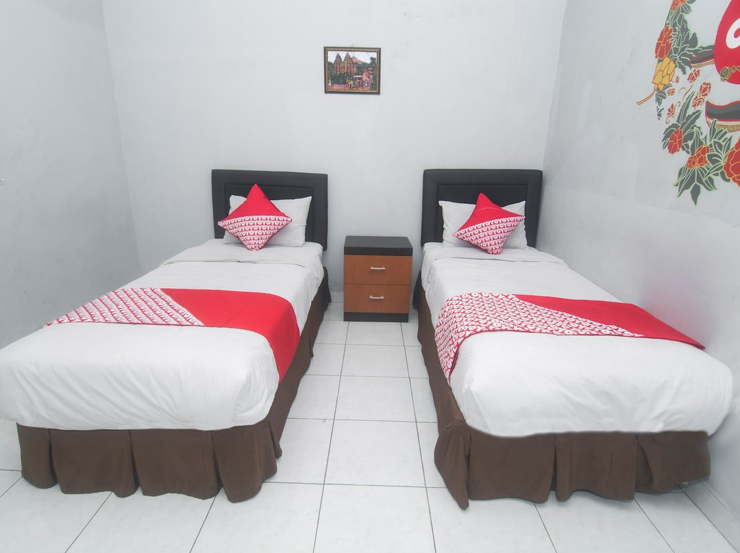 RedDoorz Plus @ Hotel Star 88主图