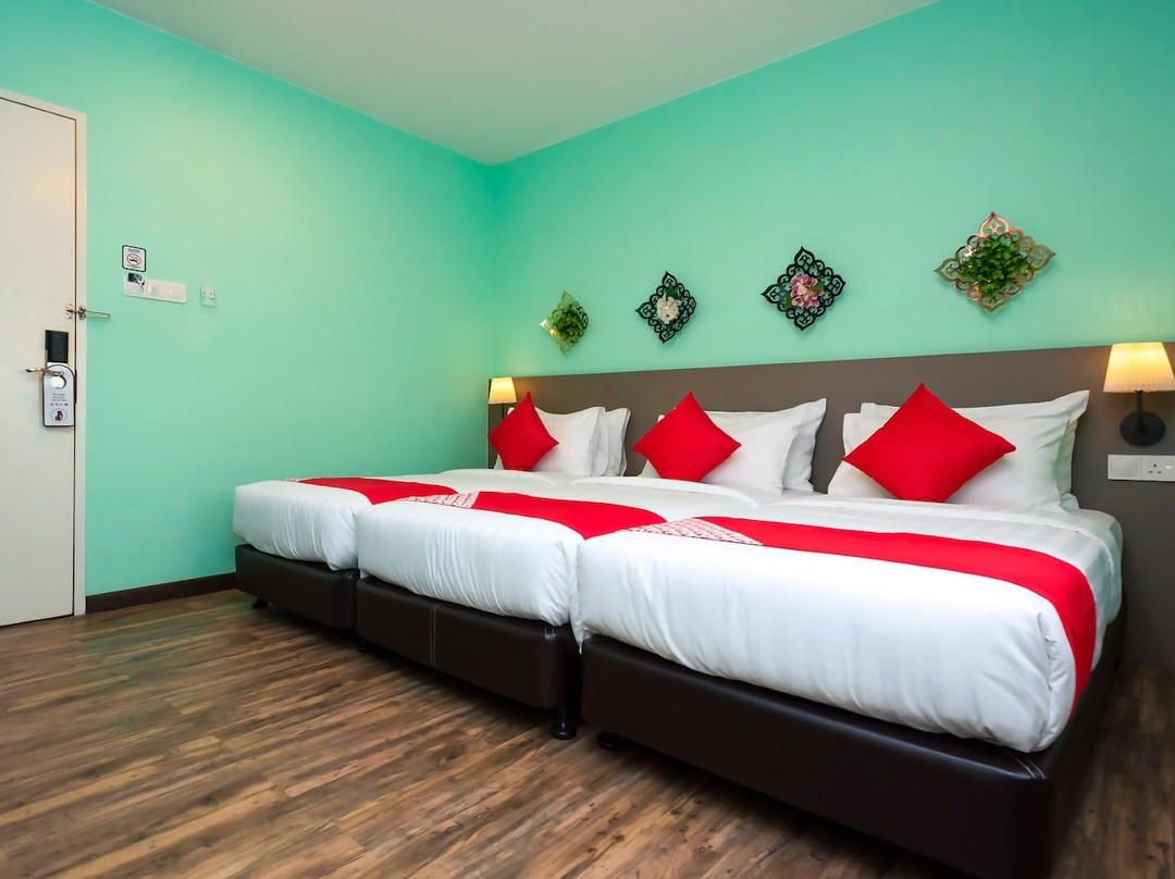 OYO 490 DK Hotel主图