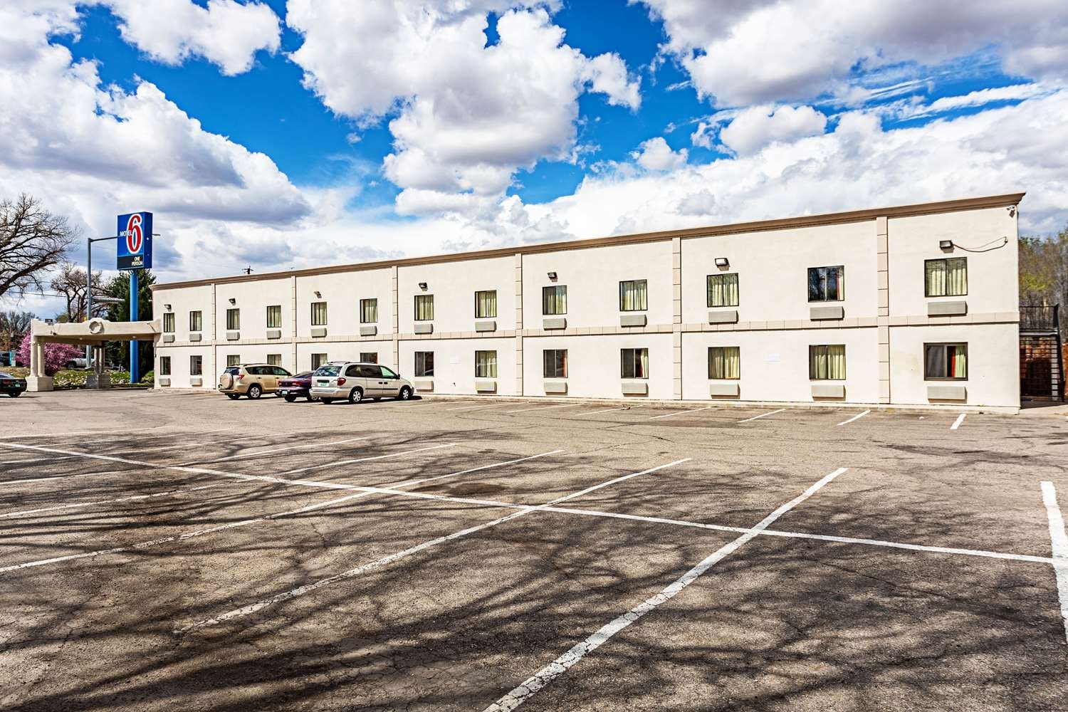 Motel 6 Espanola-官方
