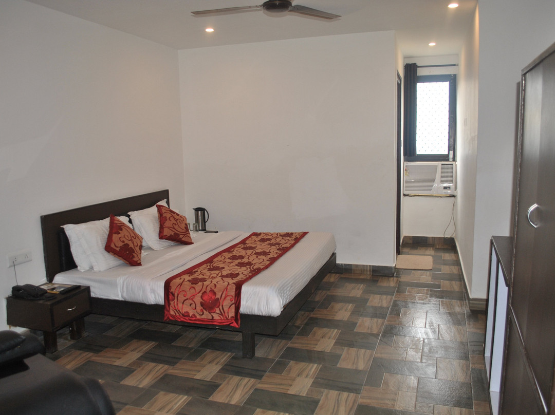 Hotel Maha Luxmi Palace主图