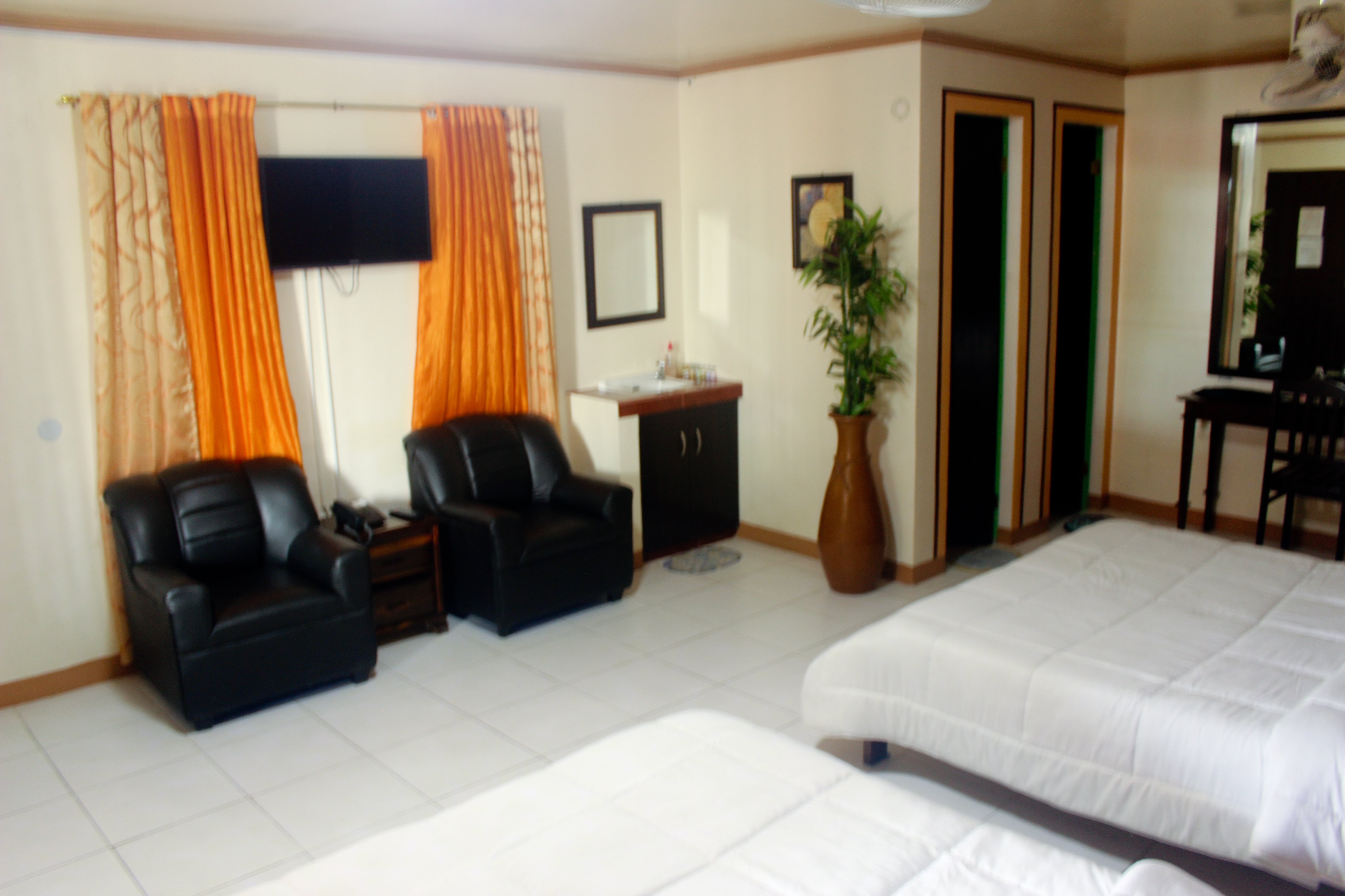 Nikita's Place Hotel-官方