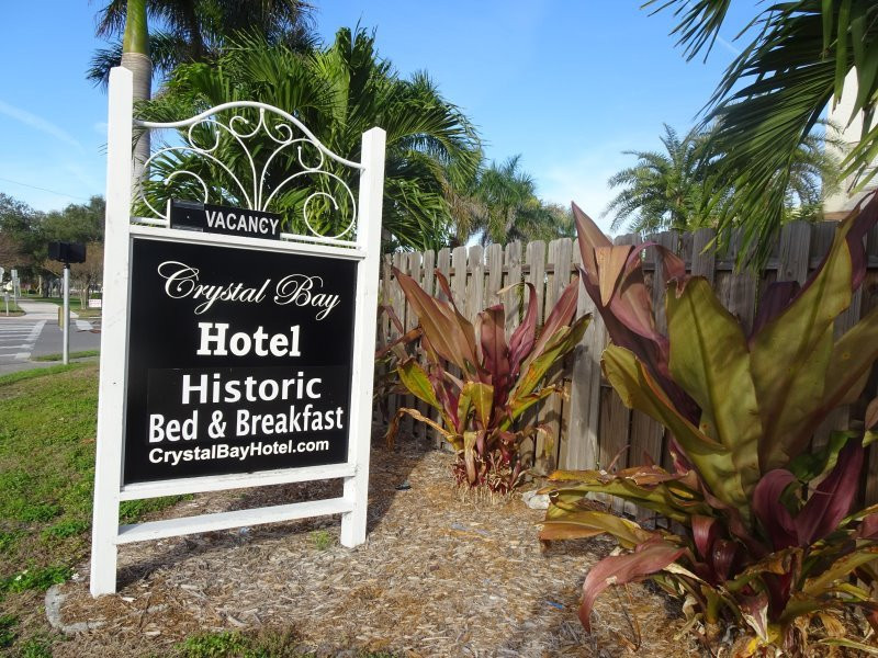 Crystal Bay Hotel主图