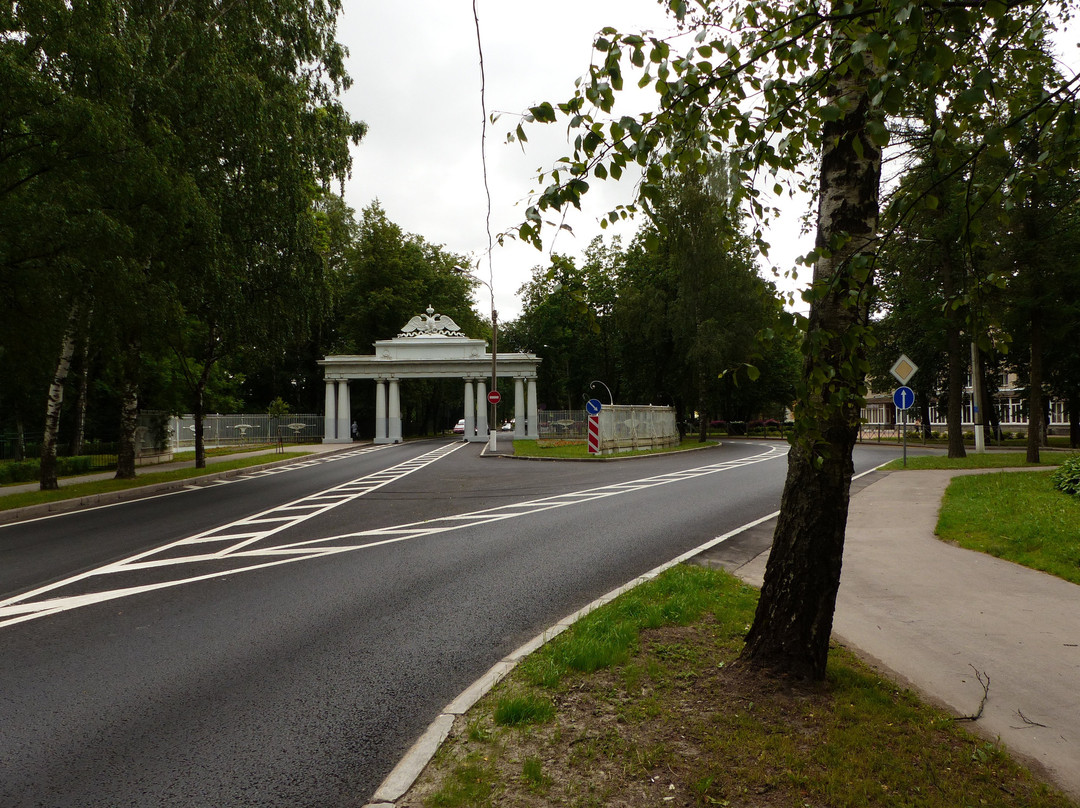 Nikolayevskiye Gates景点图片