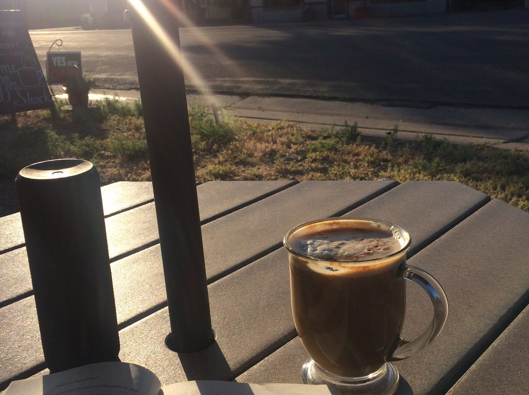 Parachute餐馆和美食-The Little Coffee Shack