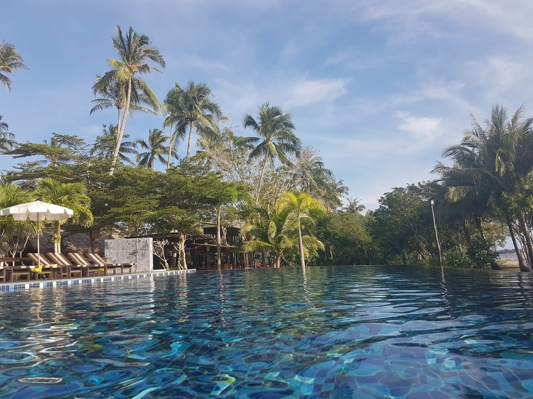 海岛别墅度假村主图