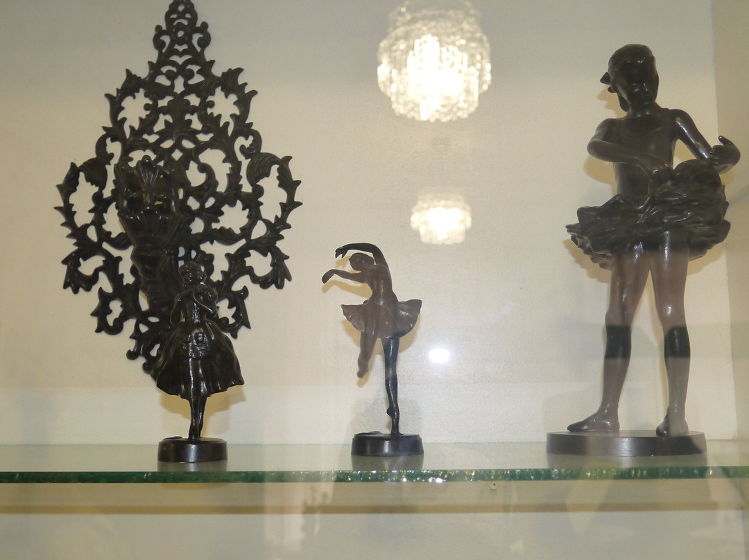 Kasli Historical and Art Museum景点图片