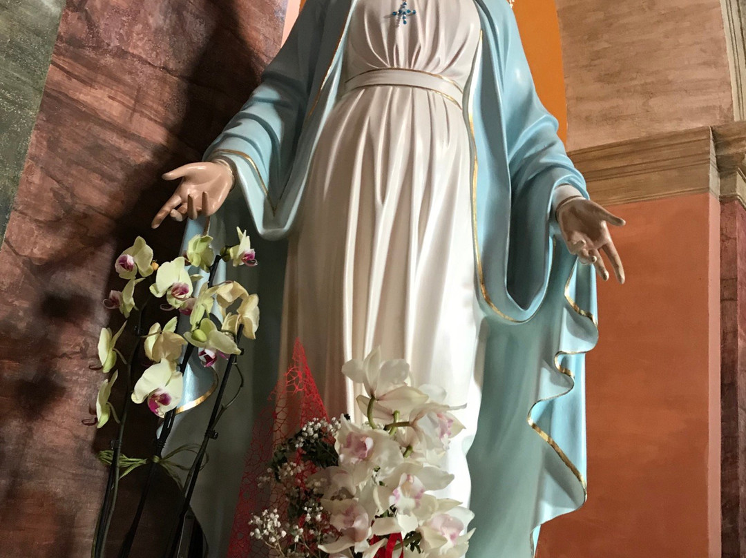 Parrocchia S Maria Maggiore-Orune必去景点