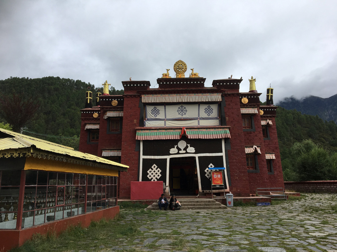 布久喇嘛林寺-林芝县必去景点
