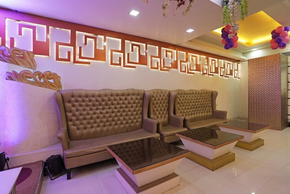 OYO Hotel New Blue Umbrella主图